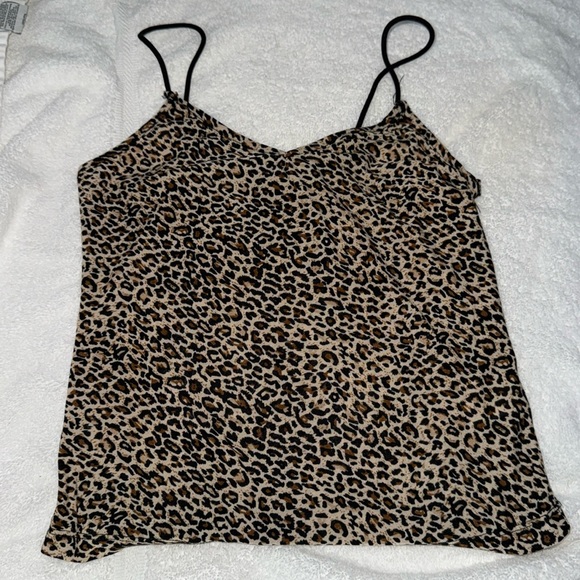 SHEIN Tops - SHEIN Leopard 🐆 Print Top XS